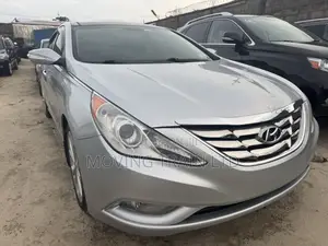 Hyundai Sonata Limited 2.0T w/17" Wheels (2.0L 4cyl 6A) 2011 Blue