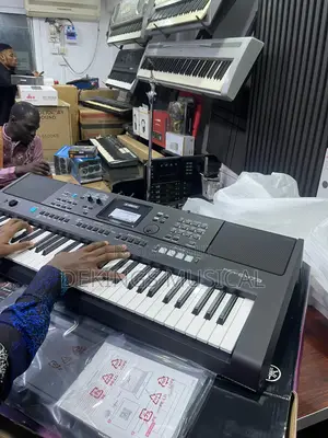Yamaha PSR E473 Brand New Keyboard 61 Keys Piano