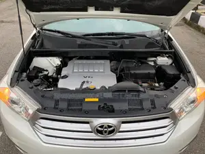 Toyota Highlander SE 2012 White