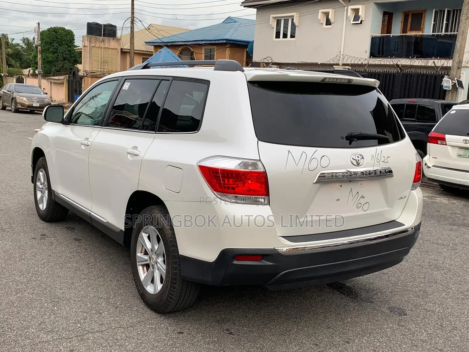 Toyota Highlander SE 2012 White