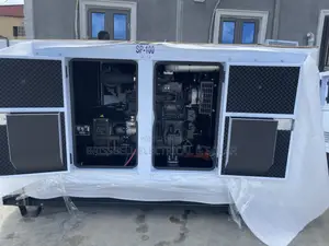 Original England Perkins Soundproof Diesel Generator 100kva
