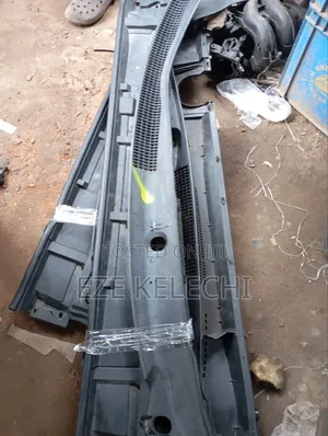 Wiper Plastic Highlander 2015-2019