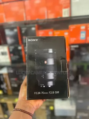 Sony F24 - 70mm Lens F2.8gm