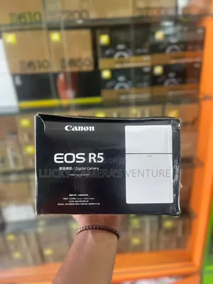 Canon Eos R5