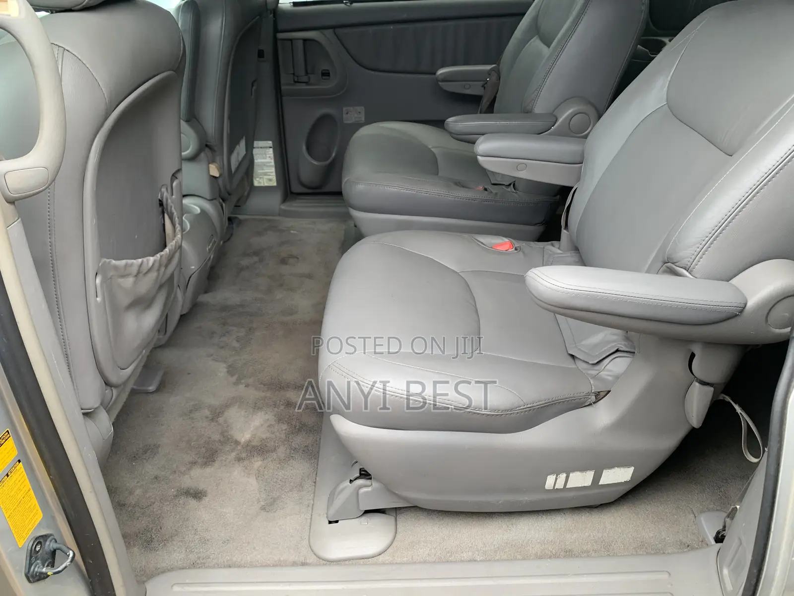 Toyota Sienna 2005 Silver