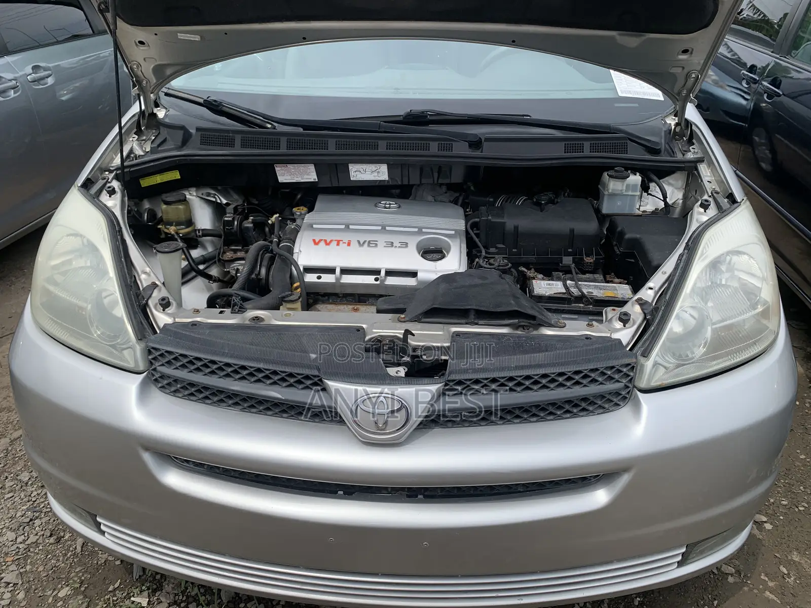 Toyota Sienna 2005 Silver