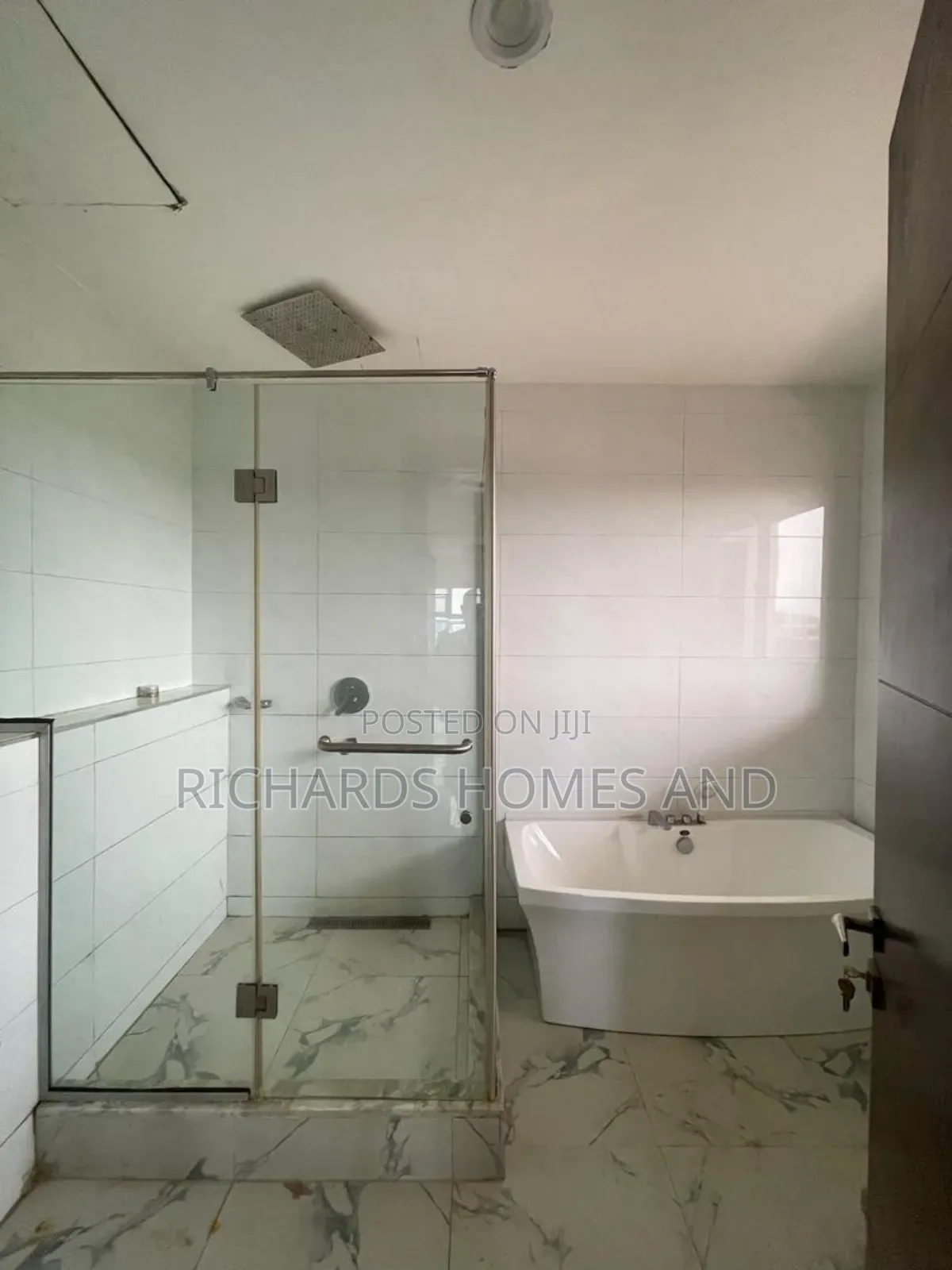 4bdrm Mansion in Banana Island for rent
