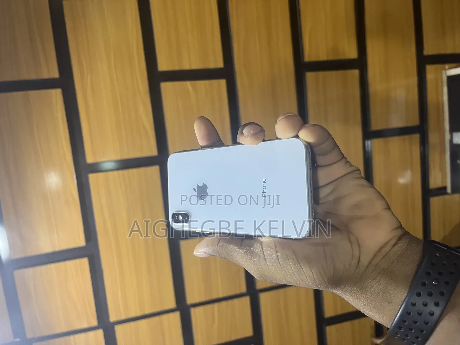 Apple iPhone X 64 GB White