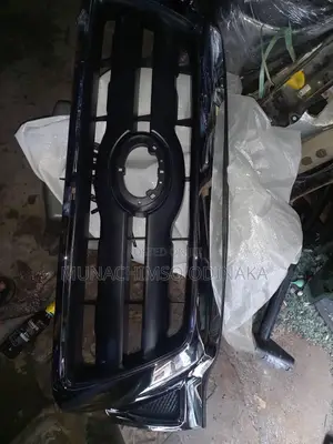 Front Grill Tacoma 2010