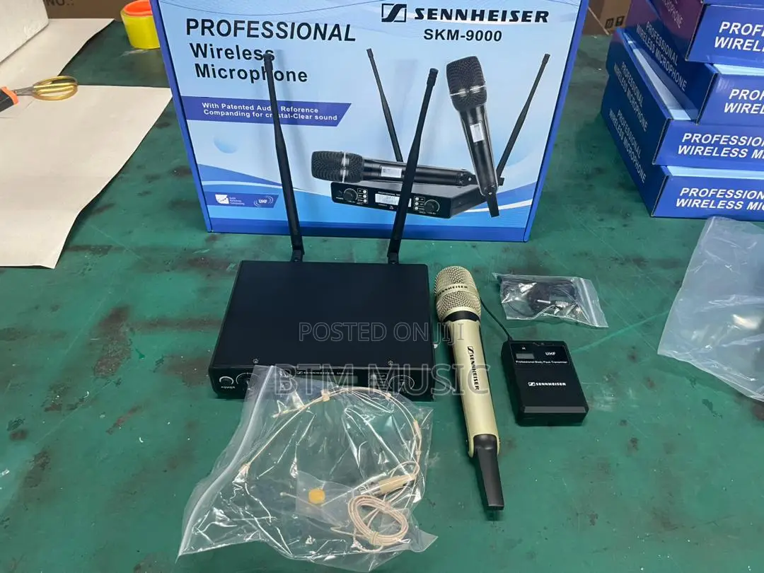 Microphone