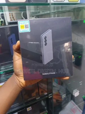 New Samsung Galaxy Z Fold6 512 GB Silver