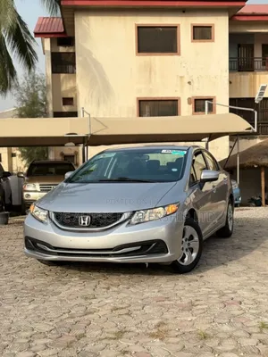 Honda Civic LX 4dr Sedan (1.8L 4cyl 5M) 2015 Silver