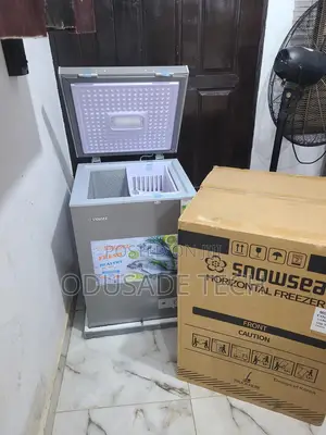 Snowsea Chest Freezer 110l – Space Saver Bd158