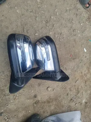 Side Mirror Tundra 2018 Available Dm