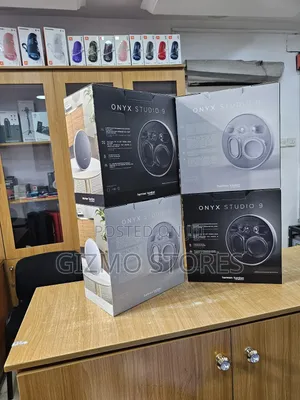 Onyx Stidio 9