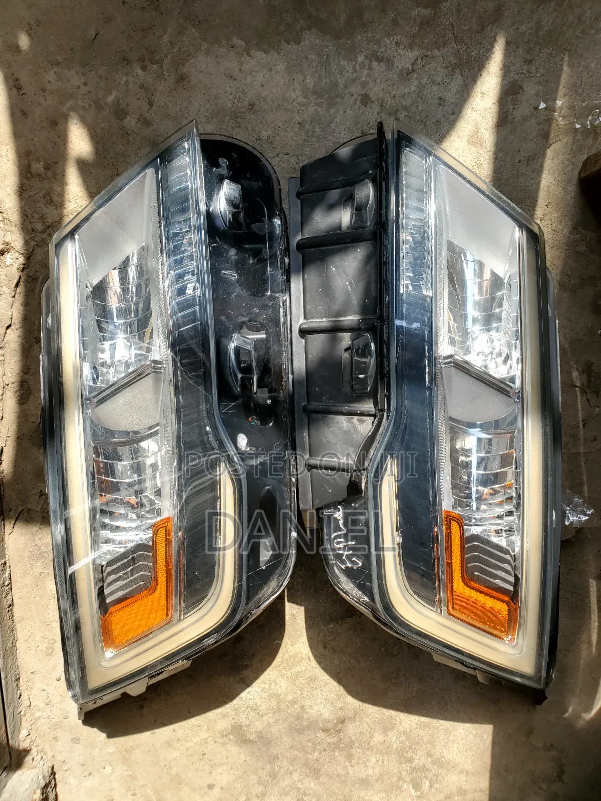 Ford Explora 2017 Headlamp