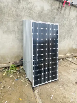 300watts Solar Panels Canadian Is Available Right Now