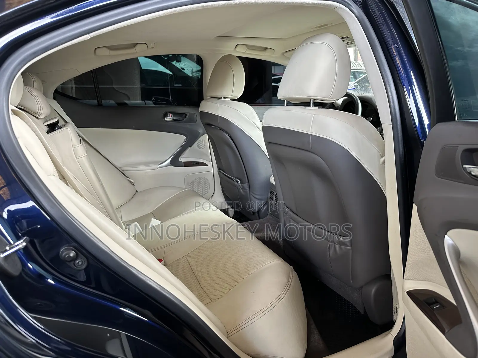 Lexus IS 250 2010 Blue
