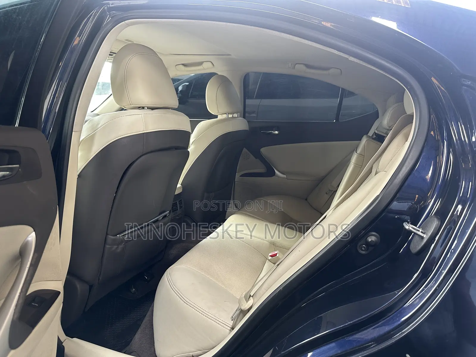 Lexus IS 250 2010 Blue