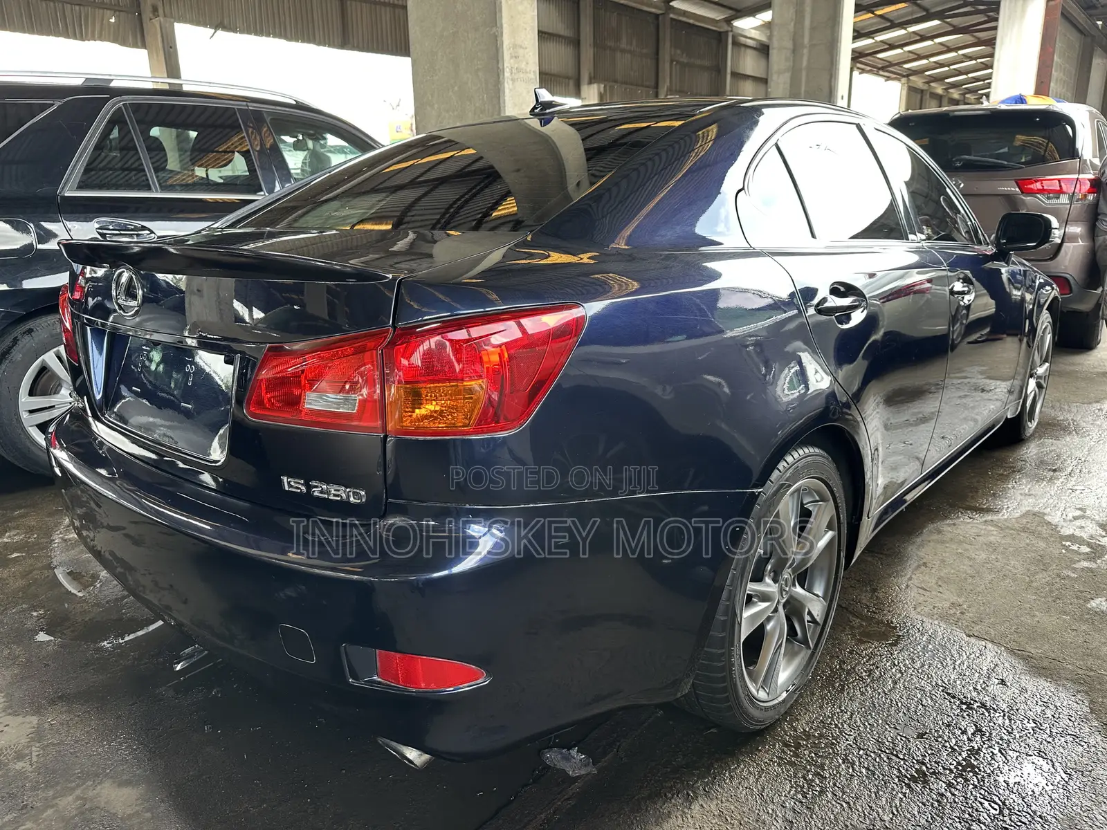 Lexus IS 250 2010 Blue