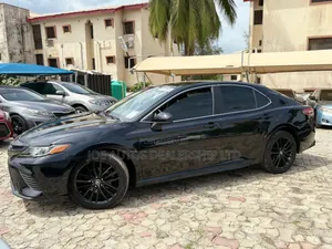 Toyota Camry LE (2.5L 4cyl 8A) 2019 Black