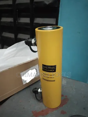 Cylinder Jack 30tons by 200mm