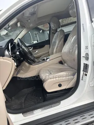 Mercedes-Benz GLC-Class 2017 White
