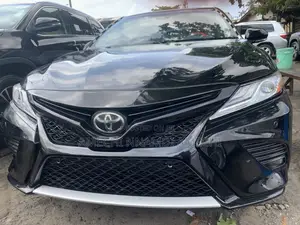 Toyota Camry XSE V6 2022 Black