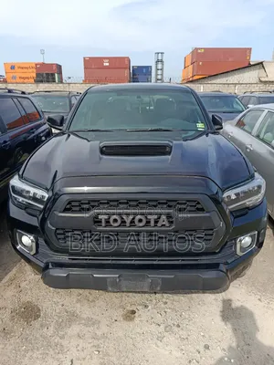 Toyota Tacoma 2017 Black