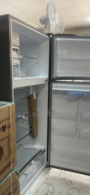 535 Litres Hisense Double Door Inverter Refrigerator