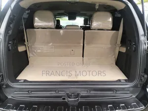 Toyota Sequoia Platinum w/FFV 4x4 2018 Black