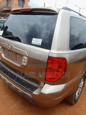 Honda Pilot 2003 Gold