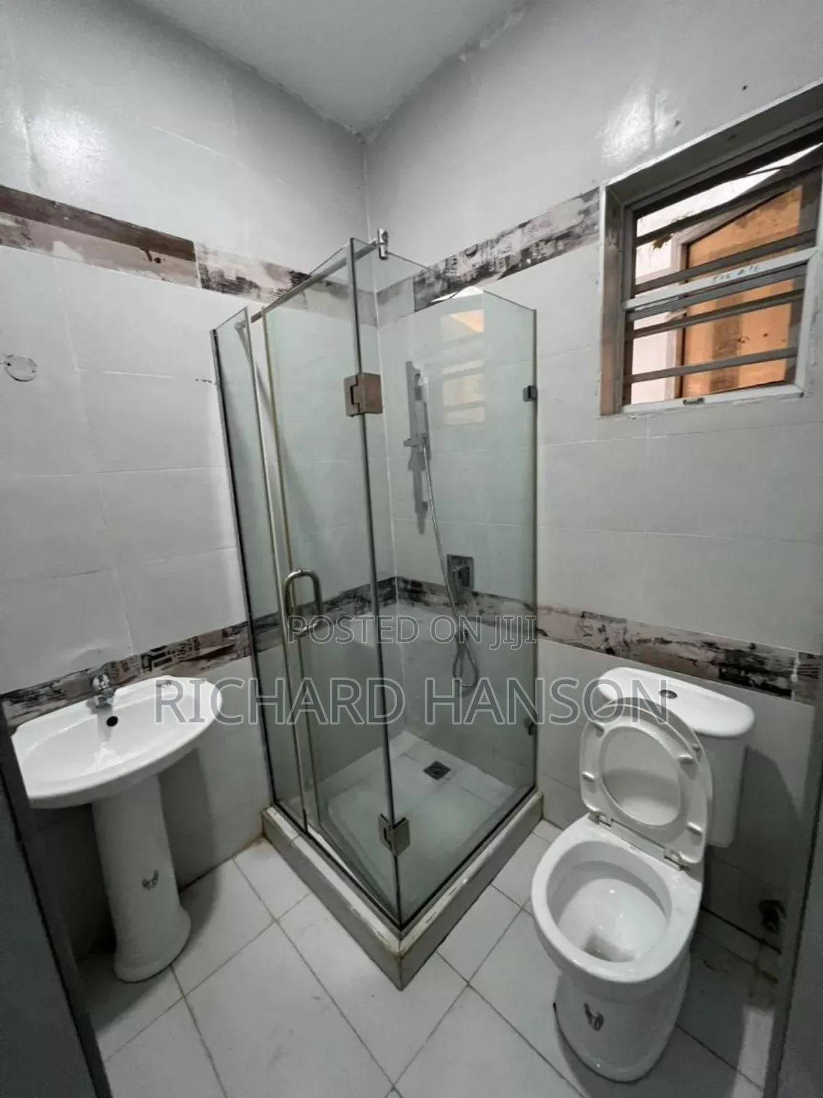 Mini Flat in Roxbury Estate, Ikota for rent