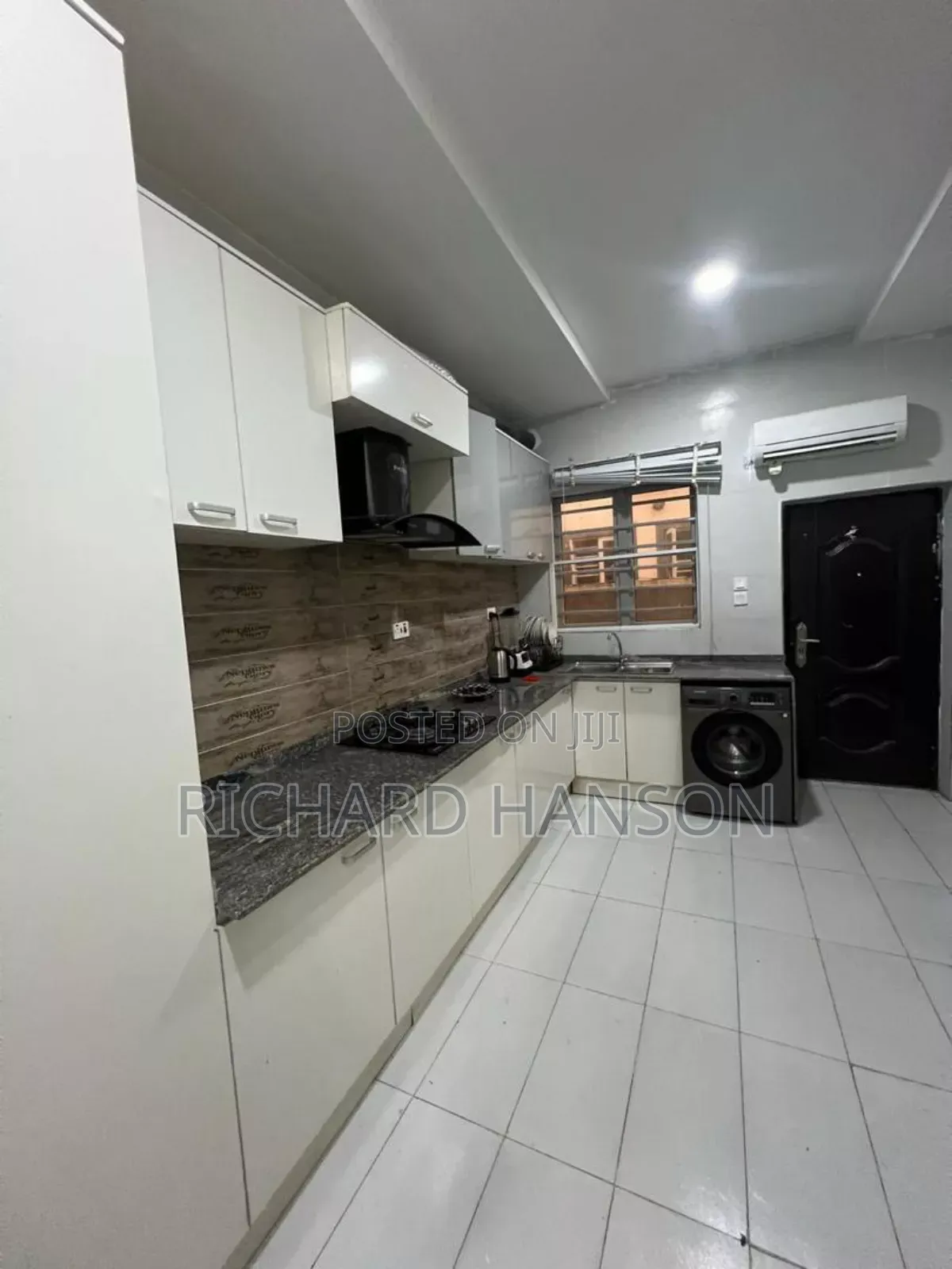 Mini Flat in Roxbury Estate, Ikota for rent