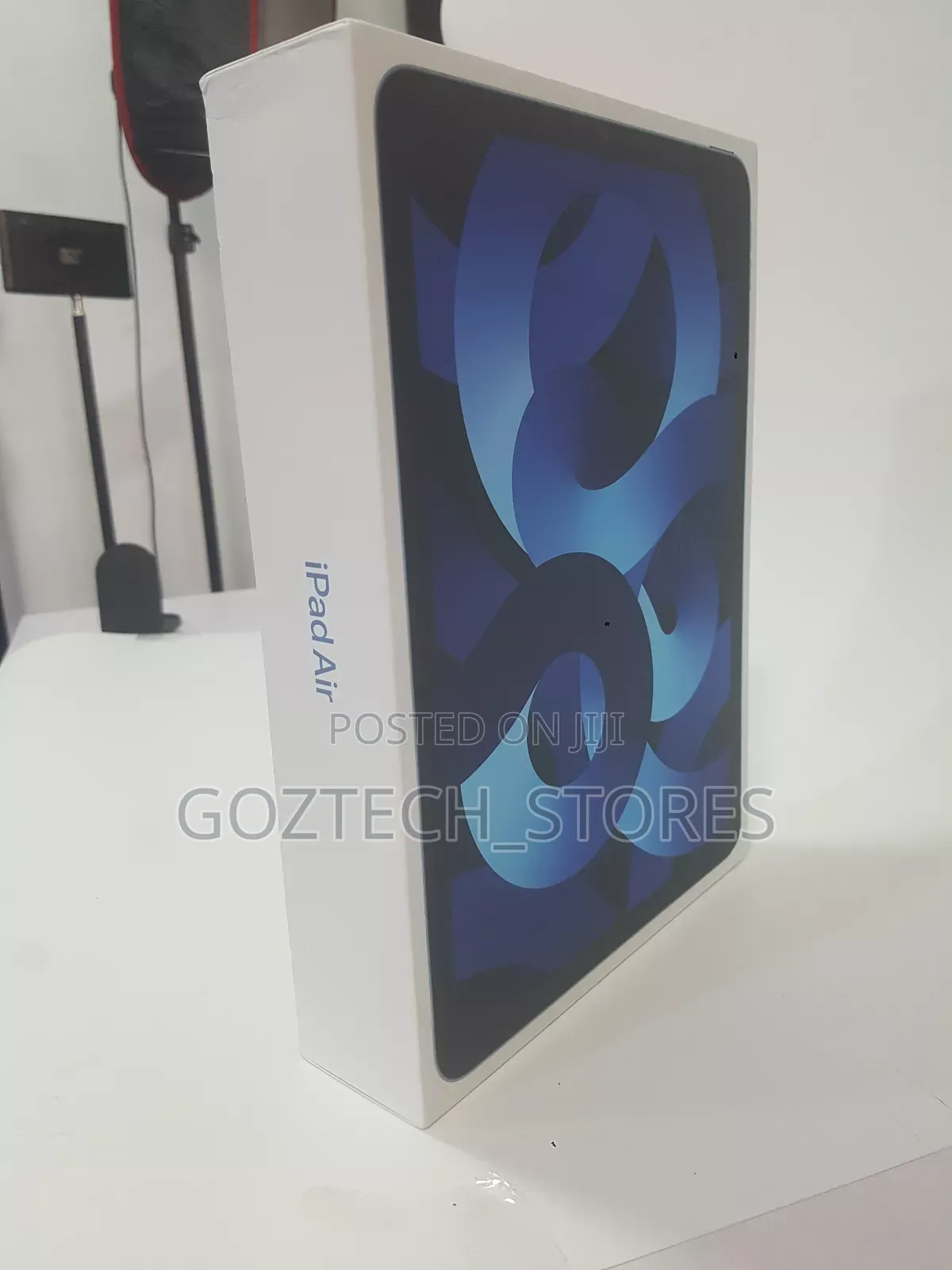 New Apple iPad Air 64 GB Blue