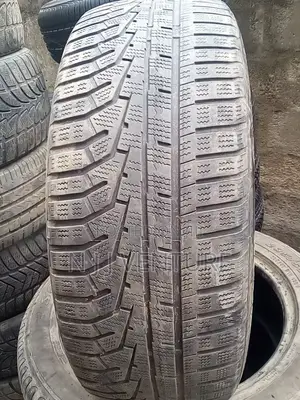 225 40 R19 Tukunbo Tyre
