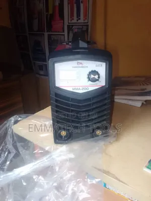 Power 200 Amps Welding Machine