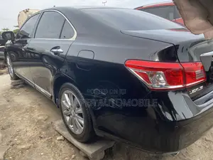 Lexus ES 350 2011 Black