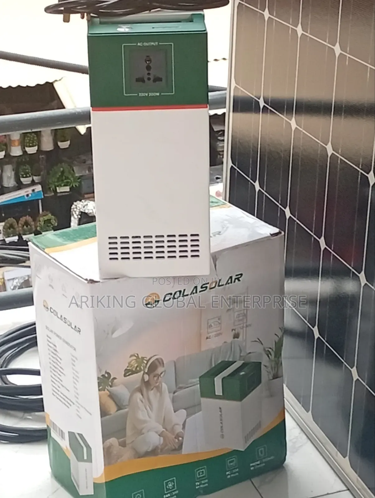 Super Power Storage Solar Generator Cola 1000watts (1kwh)