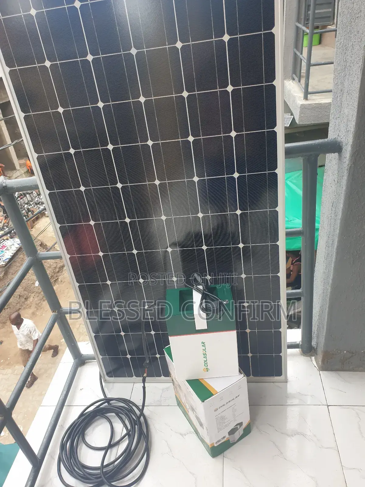 Powerful Cola1000 Solar Generator