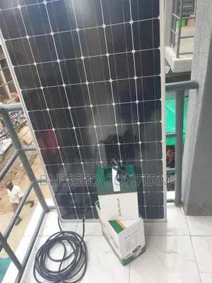Powerful Cola1000 Solar Generator