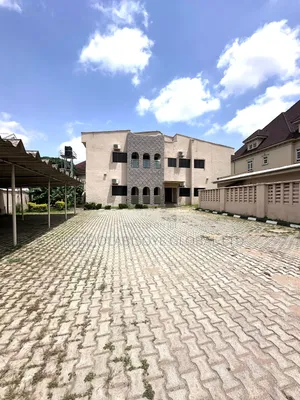 Photo - 7bdrm Duplex in Maitama Abuja for rent