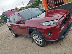 Toyota RAV4 2020 Red