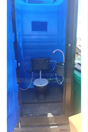 Mobile Toilet With Tank