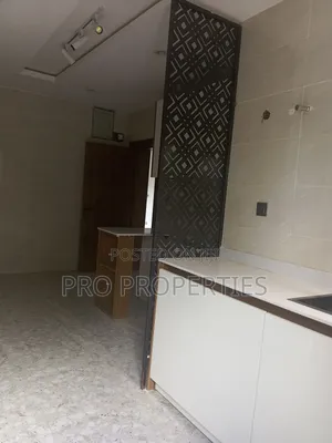 4bdrm Townhouse / Terrace in Life Camp Main for rent
