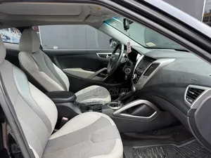 Hyundai Veloster Automatic 2012 Black