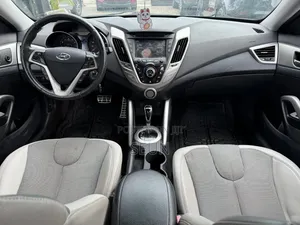 Hyundai Veloster Automatic 2012 Black