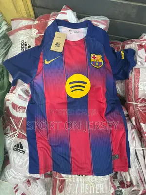 Photo - 2025/26 Barcelona Home Jerseys