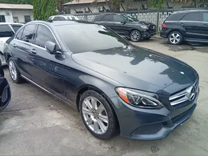 Mercedes-Benz C300 Luxury 4dr RWD Sedan (2.0L 4cyl 7A) 2015 Gray