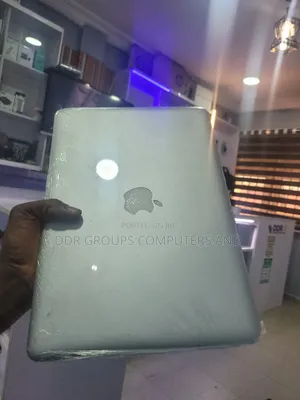 Laptop Apple MacBook 2012 6GB Intel Core i5 SSD 128GB